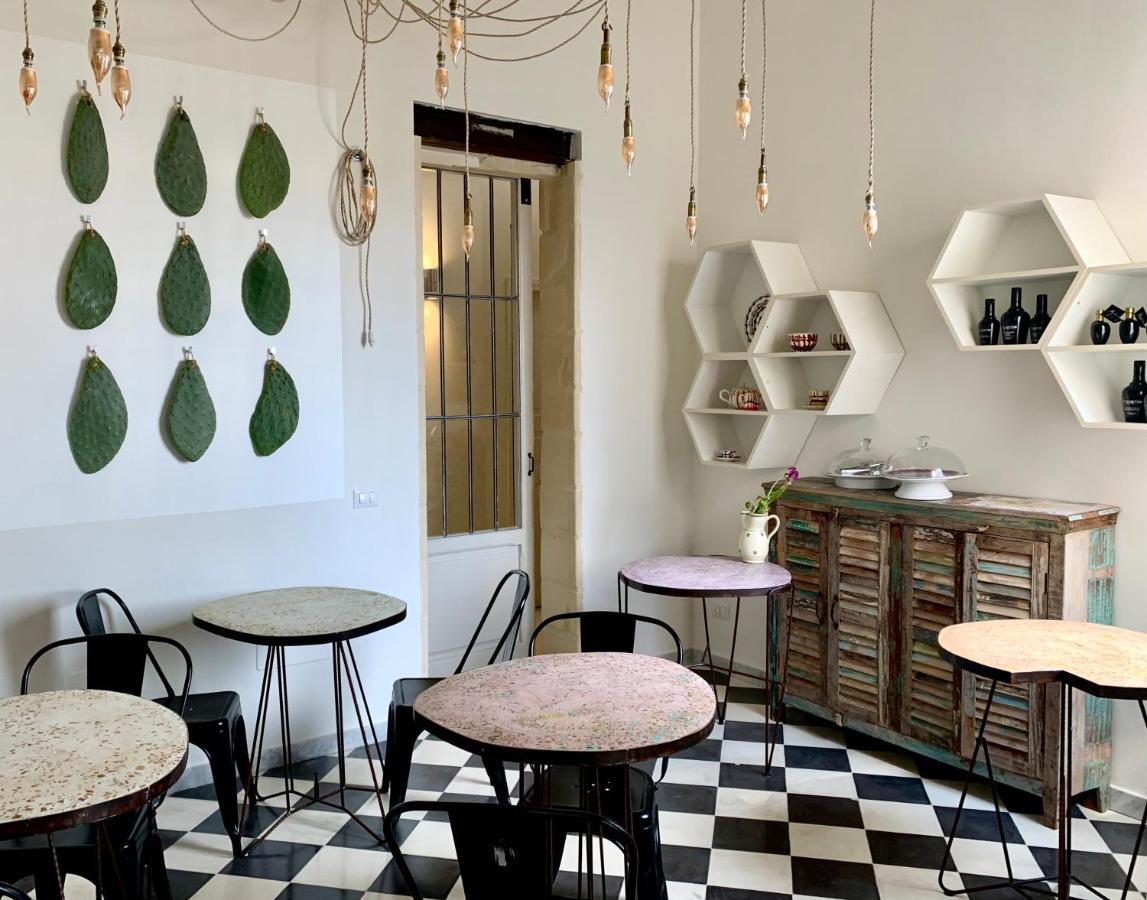 Habitare Lecce & Salento Bed & Breakfast Exterior photo
